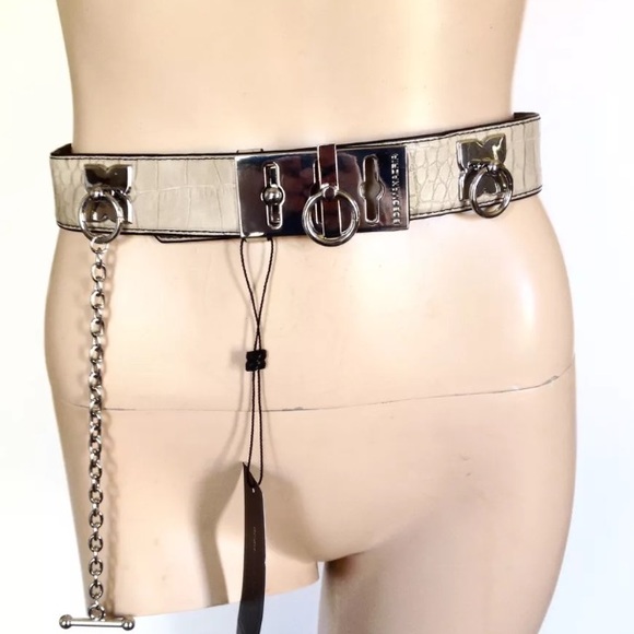 ⭐️BCBG WAIST TOGGLE BELT CROC SILVER CHAIN NUDE⭐️ - Picture 3 of 5